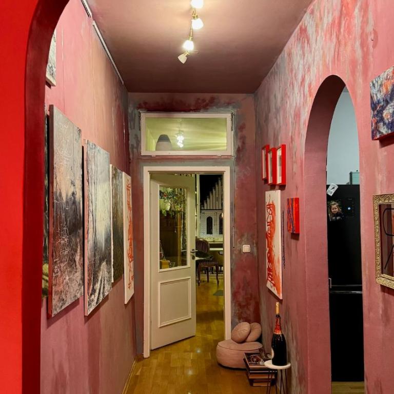 Artists Home on Marienplatz with Town Hall View - Apartment mit 2 Schlafzimmern - 32