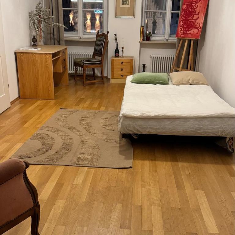 Artists Home on Marienplatz with Town Hall View - Apartment mit 2 Schlafzimmern - 17