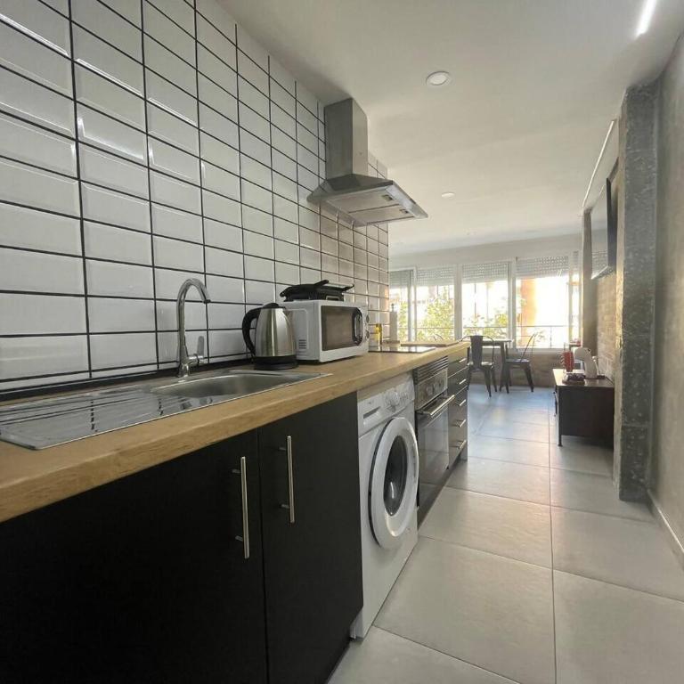 Apartamento de temporada - Benidorm JL 1-2 - Apartment mit 1 Schlafzimmer, Balkon und Stadtblick - 11