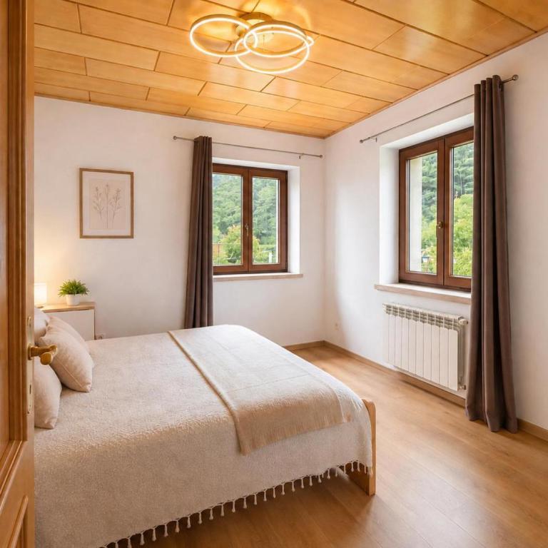 Charmant hébergement à la Cassa Stefano avec une très belle vue et une place de parking à Briançon - Appartement 2 Chambres - 3
