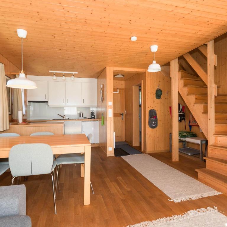 Alpine Duplex near Aletsch with Views & Parking - Apartment - 14