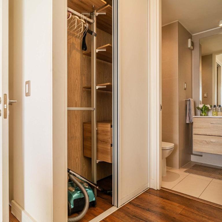 HOM I Lujoso y Comodo Depto 1D1B en Las Condes - Apartment - 41