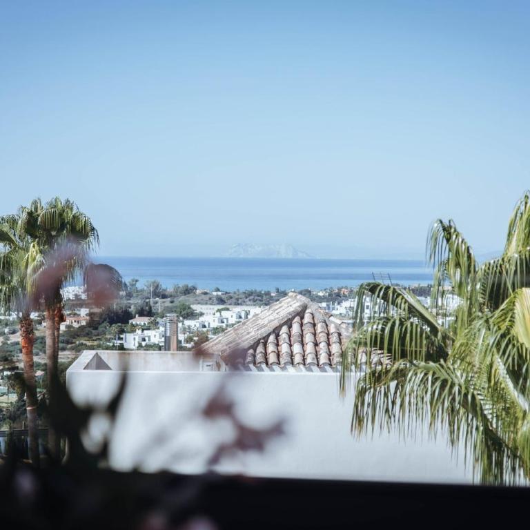 5-Star Resort Retreat Near Puerto Banús Marbella - Apartment - 6