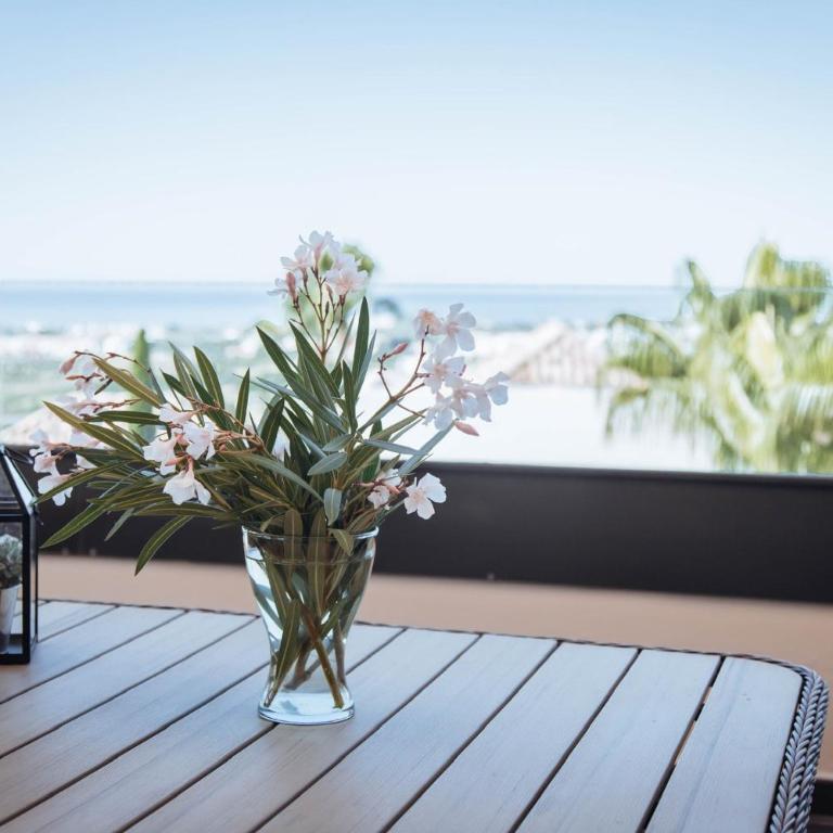 5-Star Resort Retreat Near Puerto Banús Marbella - Apartment - 13