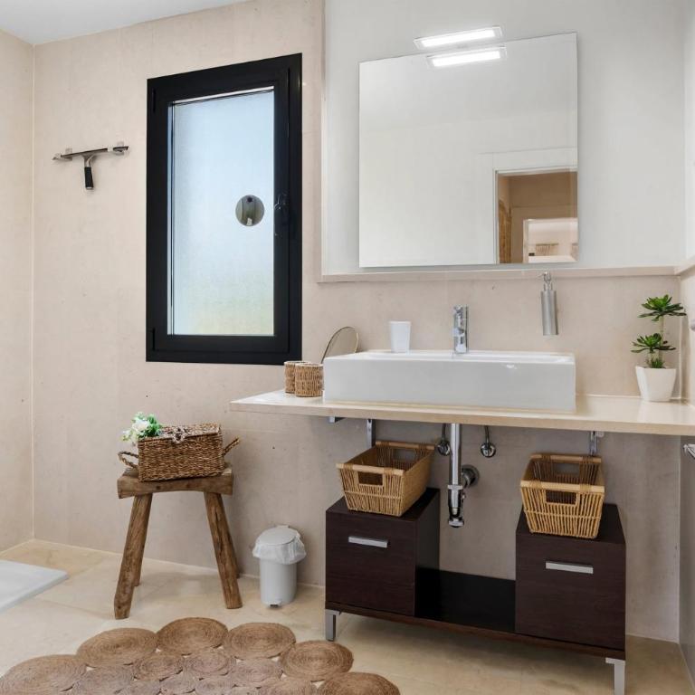 5-Star Resort Retreat Near Puerto Banús Marbella - Apartment - 42