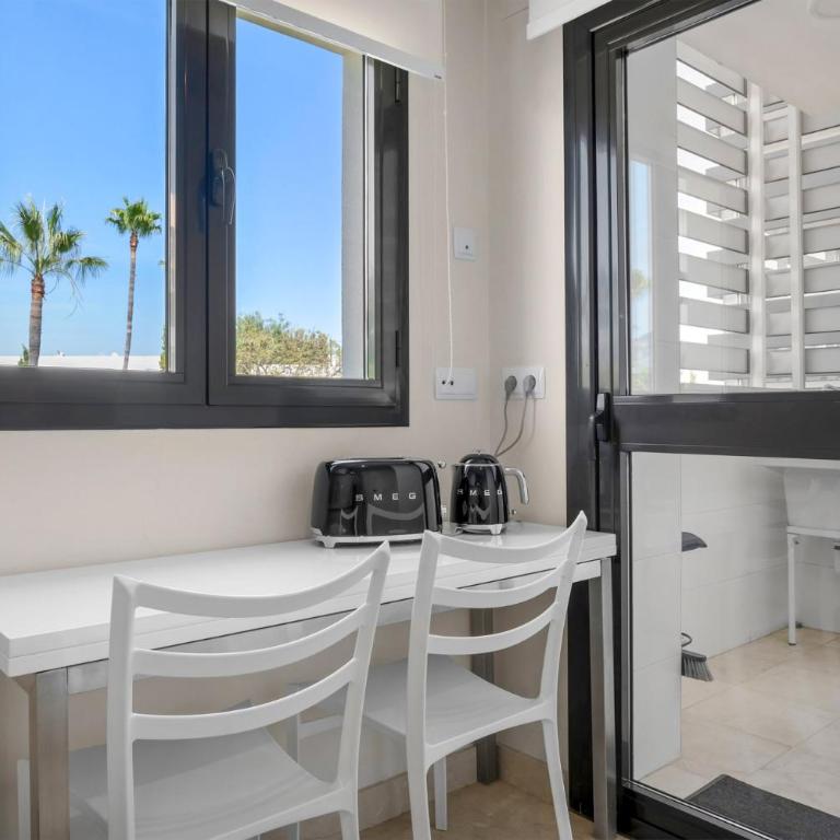 5-Star Resort Retreat Near Puerto Banús Marbella - Apartment - 46