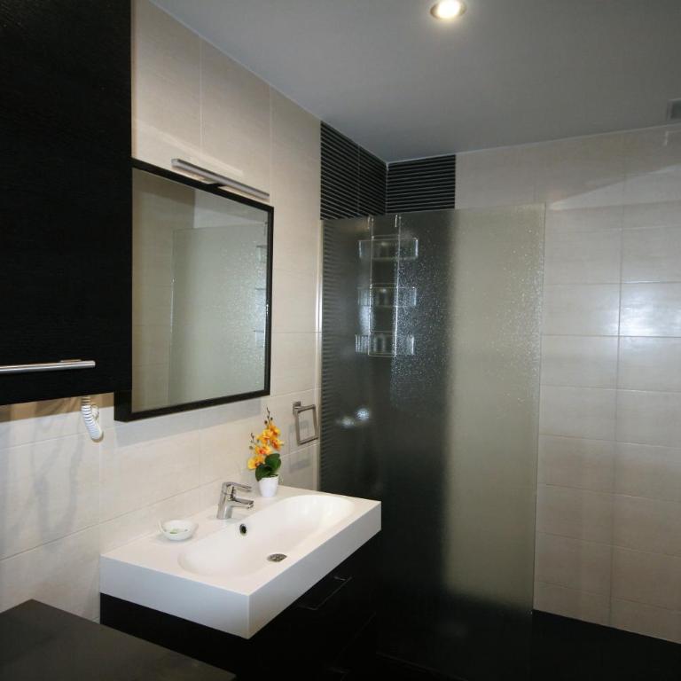 Ático en la Gran Vía con Terraza al Palacio Real - Appartement 3 Chambres - 12