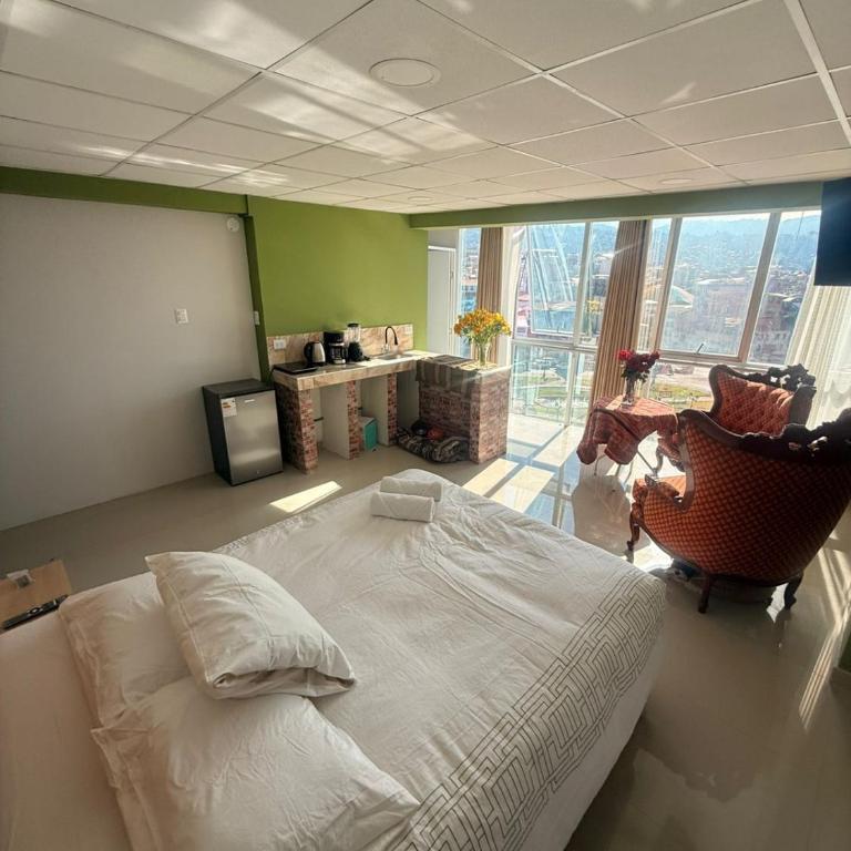 Stylish Loft1 Queen Bed 5 Min to Historic Center - Two-Bedroom Apartment - 6