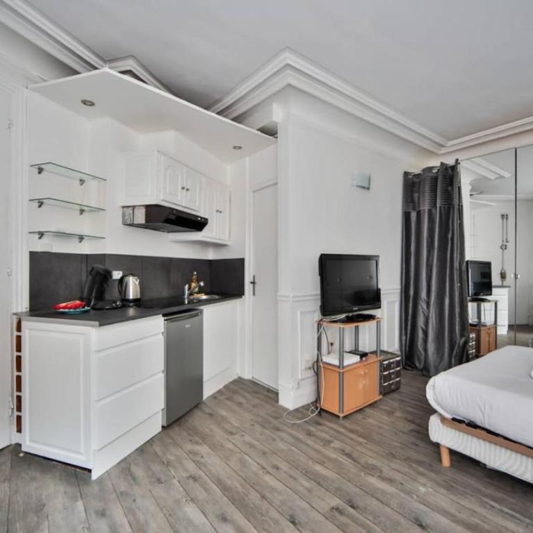 Studio 4 people Vaugirard Montparnasse Paris 6 - Studio - 2