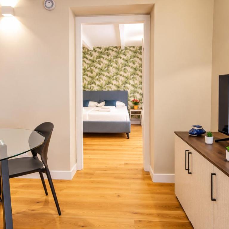 Montebello Central Apartment - Two-Bedroom Apartment - 2