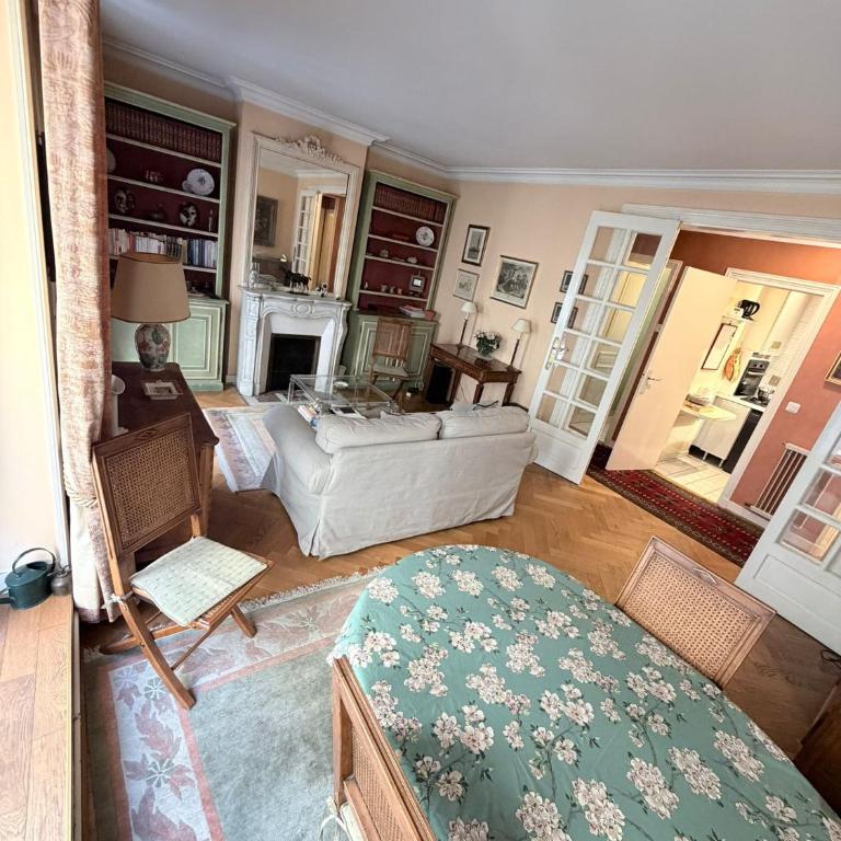 Authentic Parisian Apartement with 2 bedrooms - Appartement 1 Chambre - 3