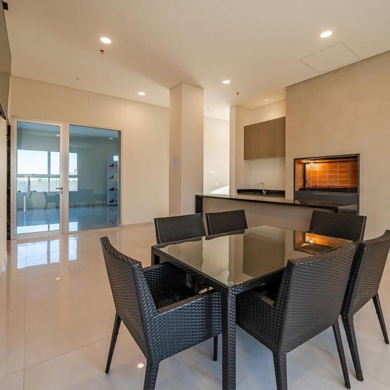 805 Home Complete Amenities, next to the Shopping - Two-Bedroom Apartment - 5