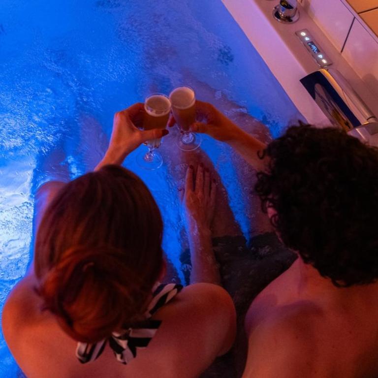 Casa Calypso, your romantic bubble - One-Bedroom Apartment - 4