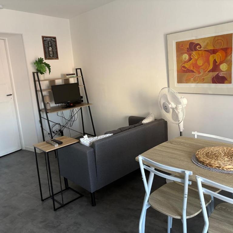 Foch 36 - central apartment - One-Bedroom Apartment - 10