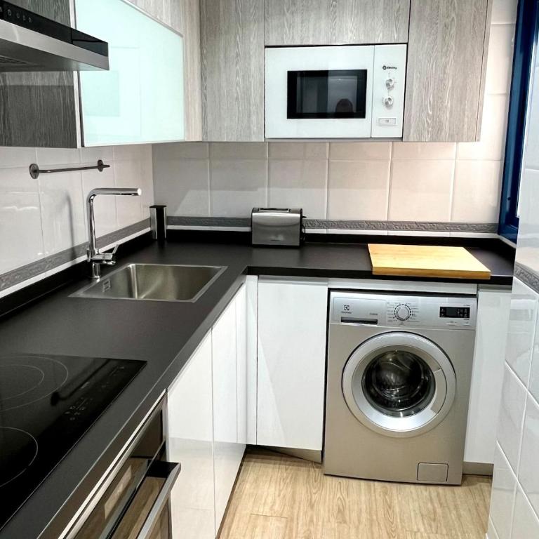 Ático Dúplex junto al Mar - Málaga - Apartamento de 3 dormitorios - 19