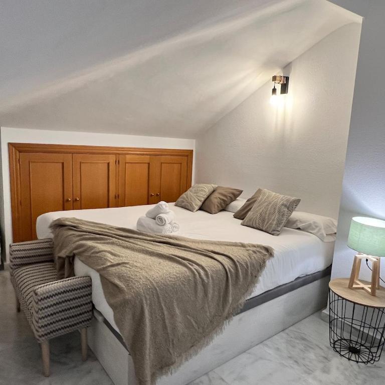Ático Dúplex junto al Mar - Málaga - Apartamento de 3 dormitorios - 12