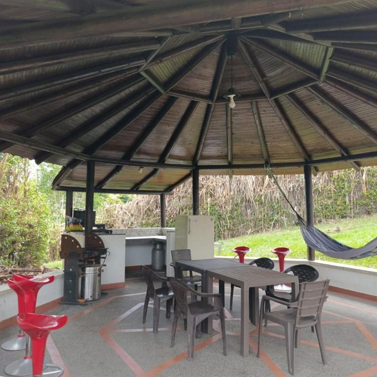 Acogedora Cabaña, Pereira Cerritos - Apartamento de 2 dormitorios - 10