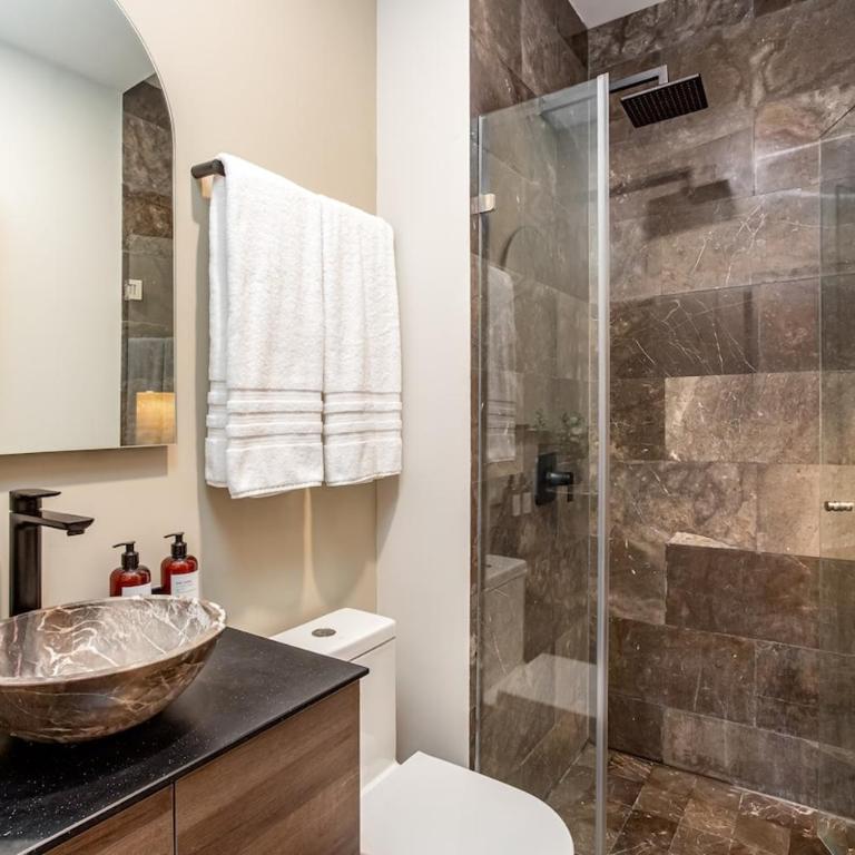 Luxury Condo Steps from Tulum Beach Rooftop Ocean Views Private Jacuzzi Cenotes & Ruins - Apartamento - 21