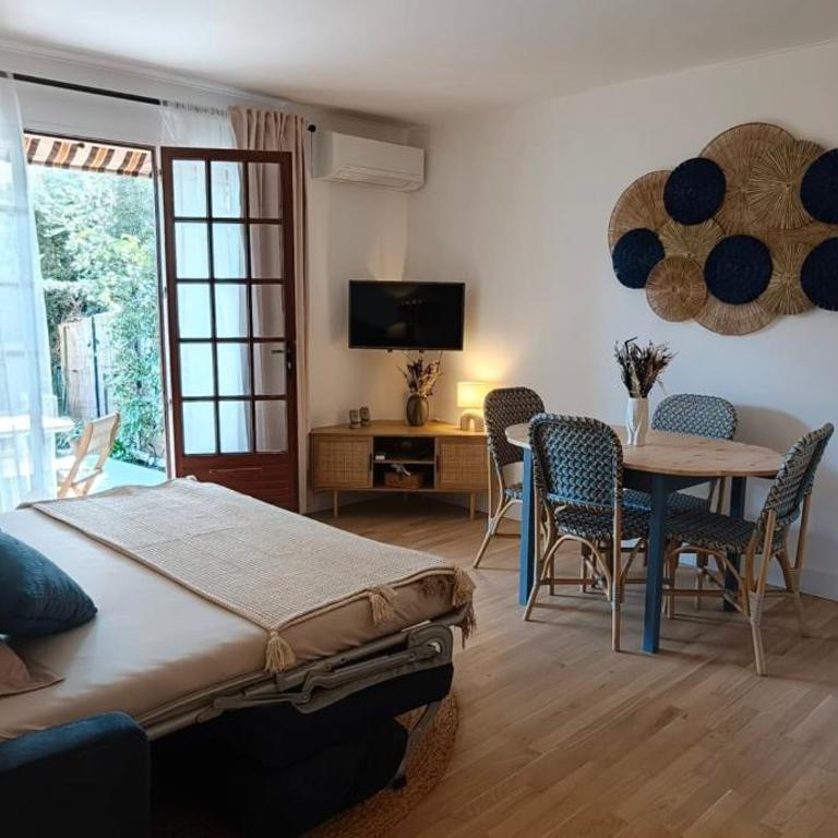 Appartement neuf terrasse piscine plage à pied - Appartement - 6