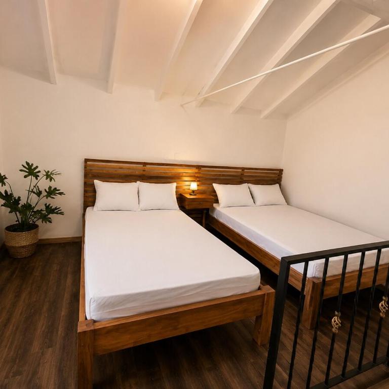 Loft Rústico familiar con mezanine Robledo - Apartamento de 2 dormitorios - 1