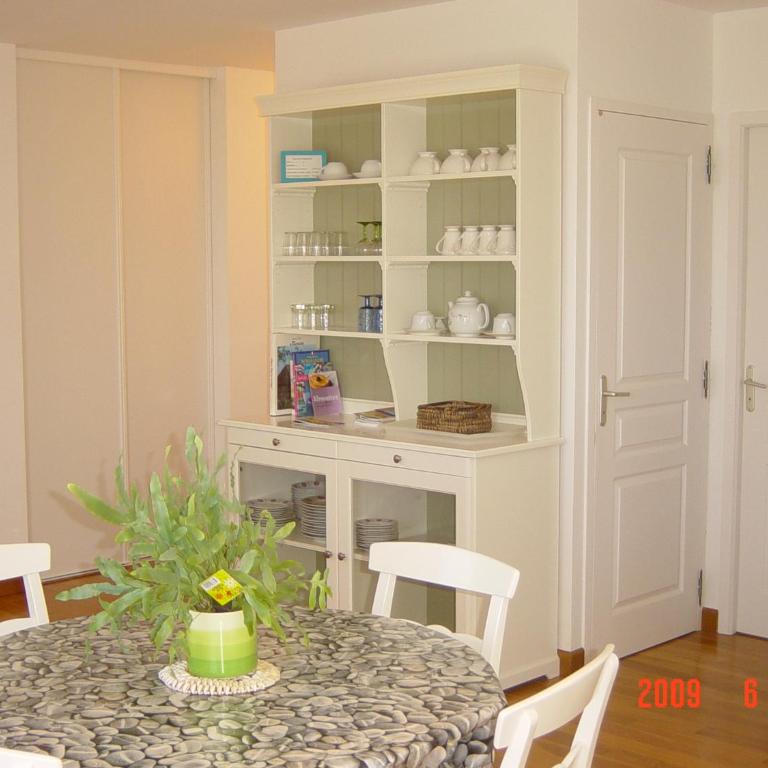 Appartements et gîte Les Hauts de Sophia - Apartment with Sea View - 24