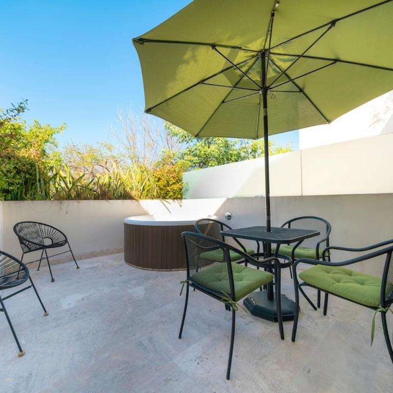 Terrazas 38th St - 2BR w Private Jacuzzi - Two-Bedroom Apartment with Balcony and Terrace - 23