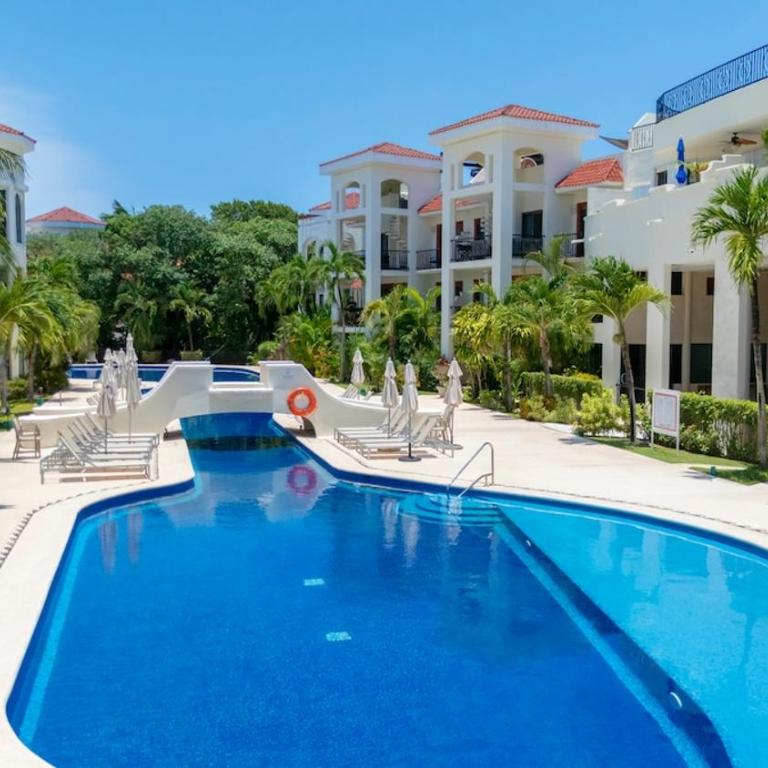 Paseo del Sol Playacar - 2BR Condo with Pool - Apartment mit 2 Schlafzimmern und Poolblick - 1