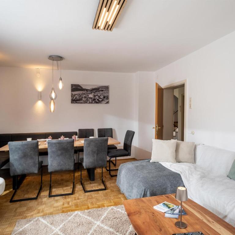 Gruber Alpin Living - Ferienhaus mit Dusche - 3