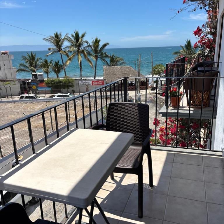 Casa Ana Ruth (Bucerias, Nay.) - Habitación Doble con balcón (2 adultos + 1 niño) - 33