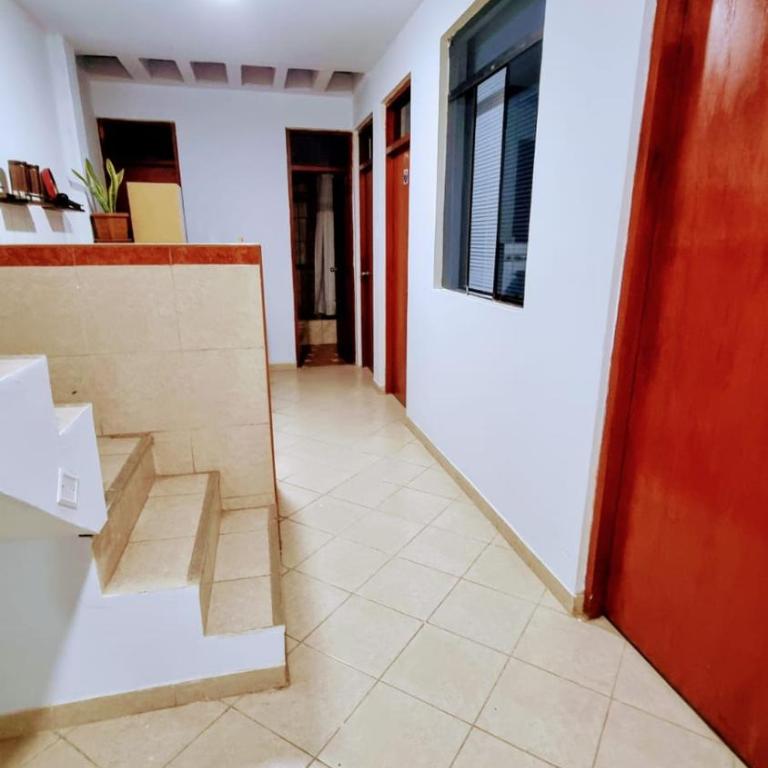 Casa amplia con 07 habitaciones cerca a la playa - Casa - 15