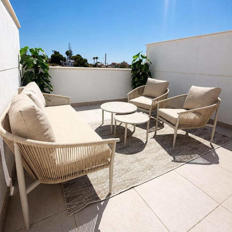 Celere Sea View Pool Gym Parking - Two-Bedroom Apartment - 11