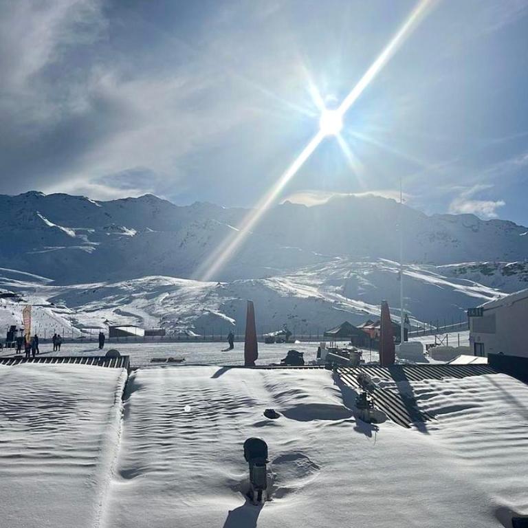 Residence Les Olympiades, Ski In-Out with WiFi in Val Thorens, "V19, V20, V21" by Versant Collection - Appartamento con 1 Camera da Letto, Balcone e Vista Montagna - 1