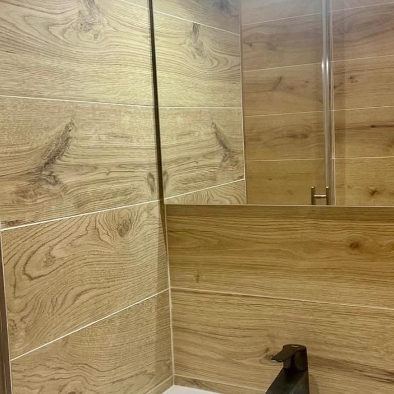 Residence Les Olympiades, Ski In-Out with WiFi in Val Thorens, "V19, V20, V21" by Versant Collection - Appartamento con 1 Camera da Letto, Balcone e Vista Montagna - 1