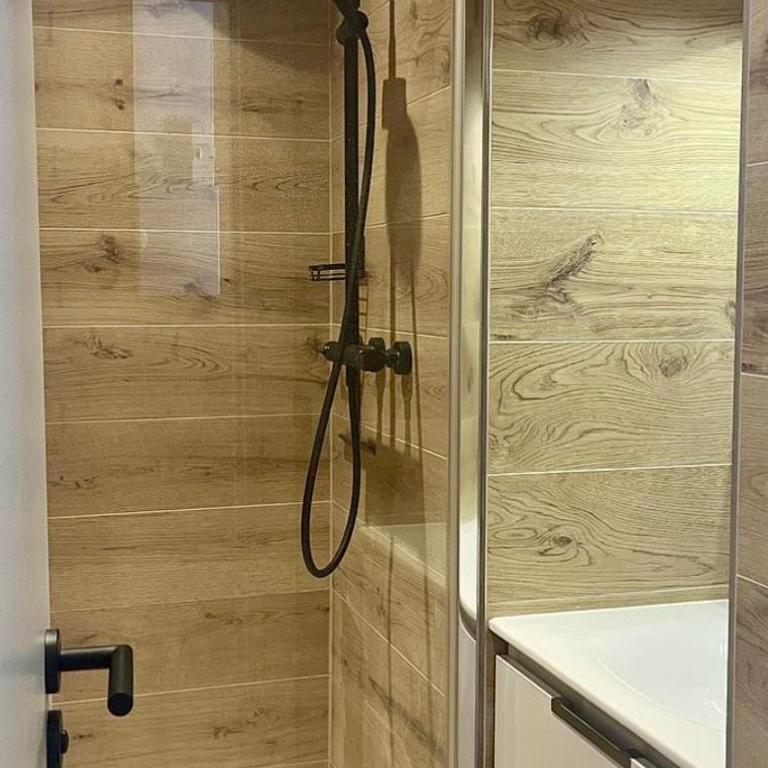 Residence Les Olympiades, Ski In-Out with WiFi in Val Thorens, "V19, V20, V21" by Versant Collection - Appartamento con 1 Camera da Letto, Balcone e Vista Montagna - 2