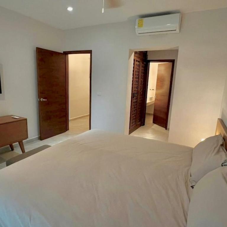 2BR Apartment Prime Location Newly Refurbished - Apartment - 17