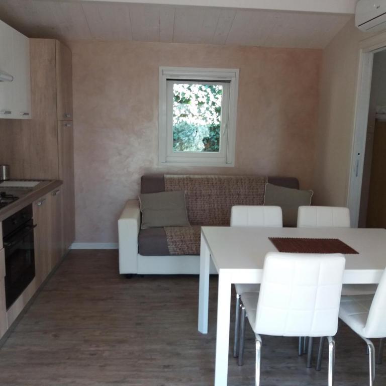 Camping Le Maior - Bungalow con Patio - 4