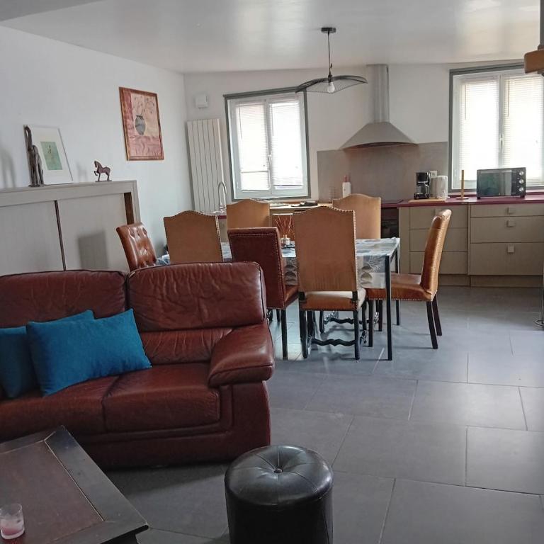 Bienvenue à l'idéal maison familiale - Maison 4 Chambres - 38