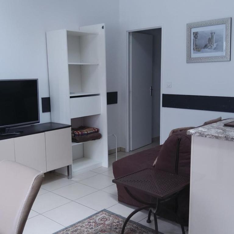 Ski 3 Vallées à 80m télécabine de l'Olympe - 50m2, 6 pers 3étoiles - Appartement 1 Chambre - 12