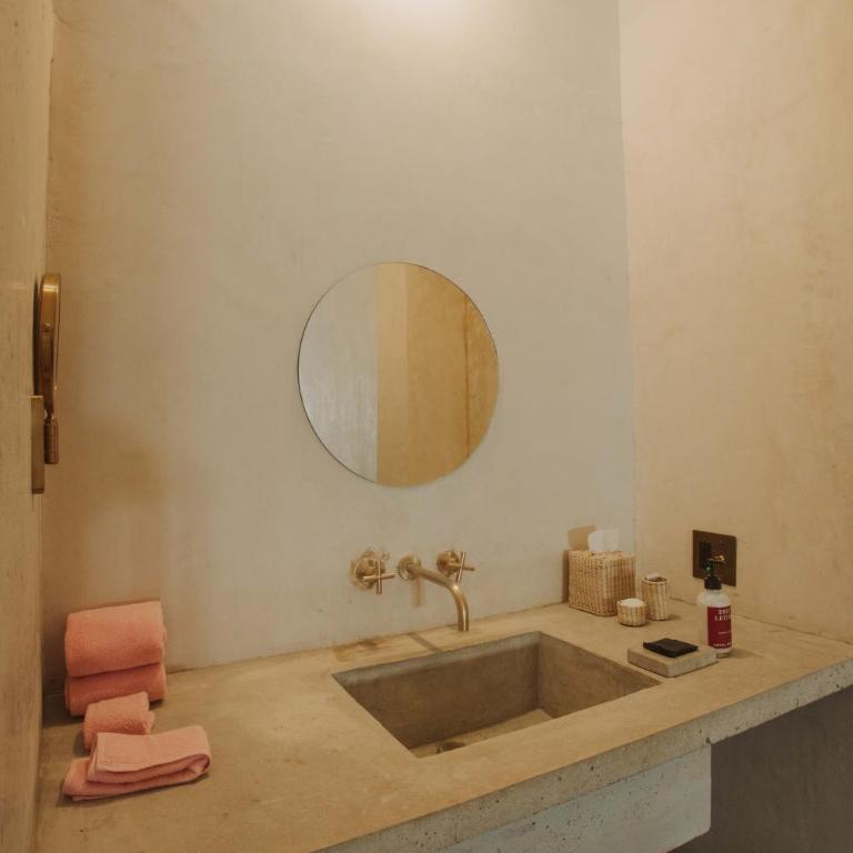 Hotel Sevilla, a Member of Design Hotels - Standard Queen Room - 4
