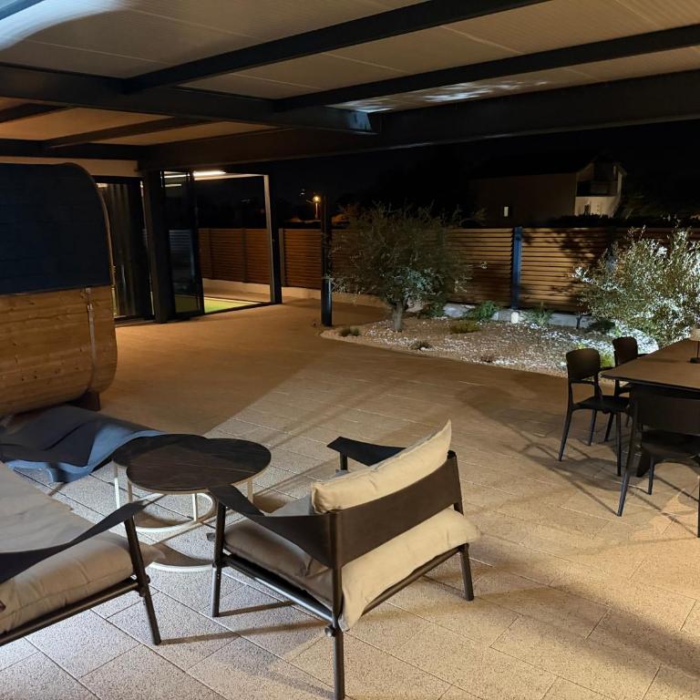 Vacation Home Apolonia - Swimming Pool & Sauna - Maison de Vacances - 72