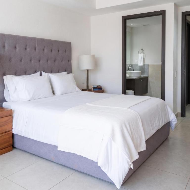Grand Venetian by Monyxbnb - Deluxe Apartment mit 1 Schlafzimmer und Meerblick - 2