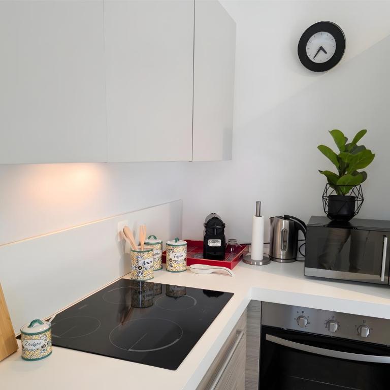 Emerald Apartment City Center - Appartamento con 1 Camera da Letto con Balcone e Vista Città - 20