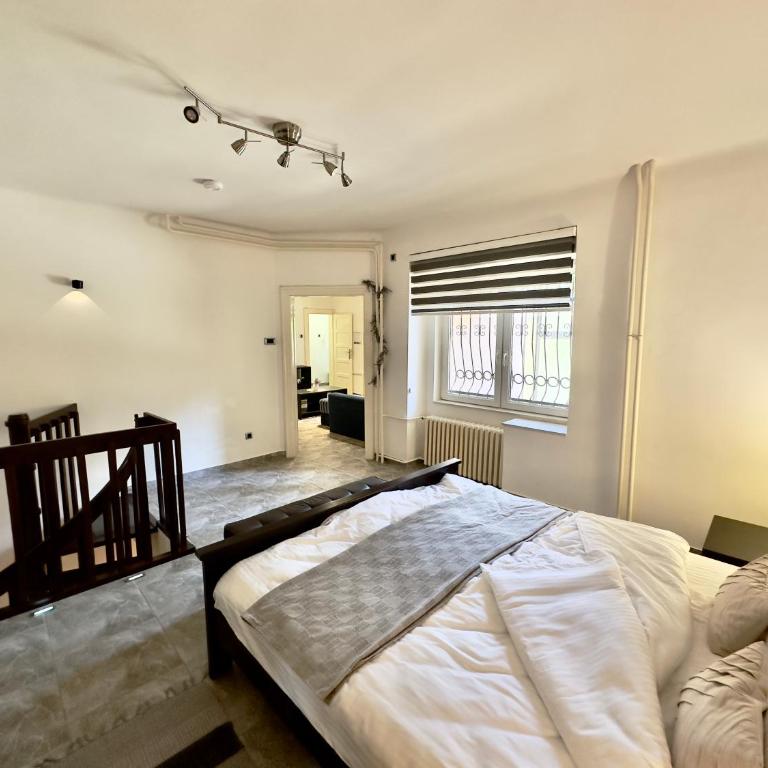 Q-Art Hidden Garden City Centre Free Parking - Apartment mit 2 Schlafzimmern - 8