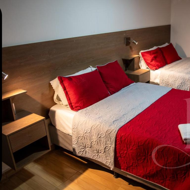 Royal Springs Hotel - Twin Room with Private Bathroom - 1