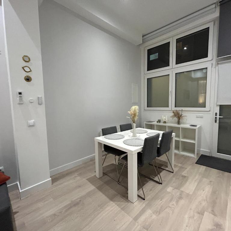 Loft reformado en Madrid, Smart TV, AC, 4 Pax - Appartement 1 Chambre - 4