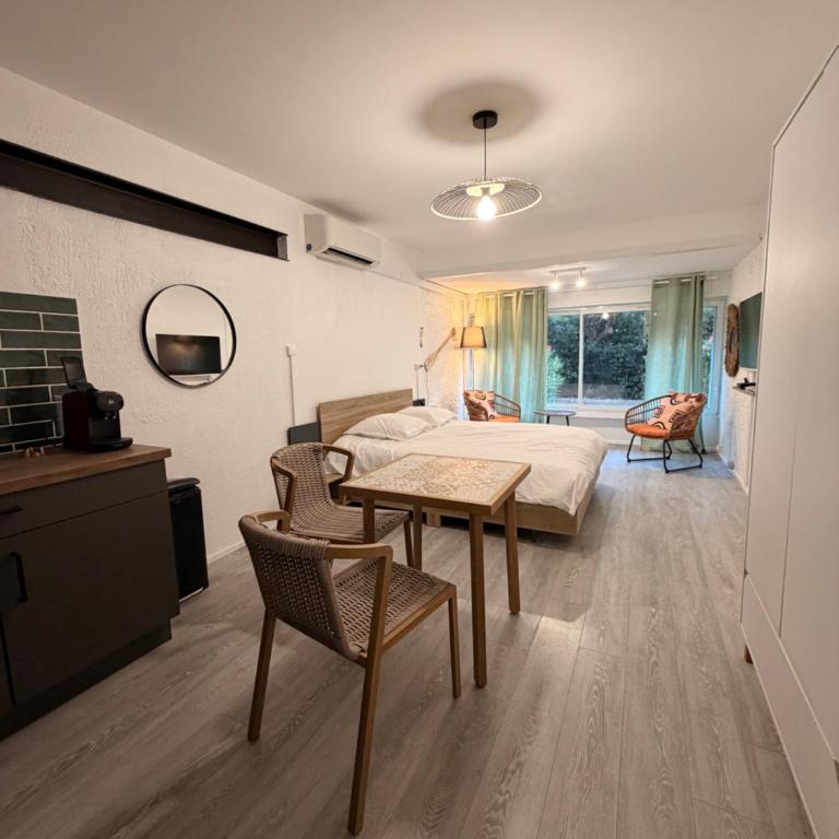 Le lazaret " imm LE BALI " LES SABLETTES - Studio - 4