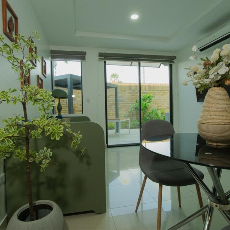 Moderno, Amplio, Patio - Apartamento de 2 dormitorios - 8