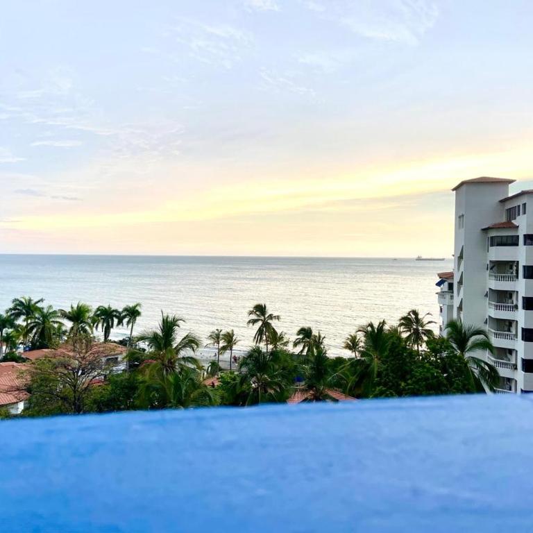 Apartamento Bello Mar - Three-Bedroom Apartment - 14
