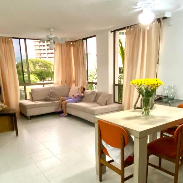 Apartamento Bello Mar - Three-Bedroom Apartment - 7