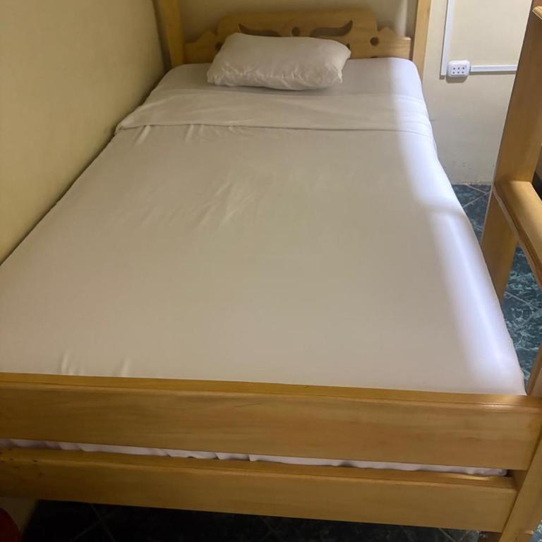 La Lagartija Iquitos - 4-Bed Mixed Dormitory Room - 2